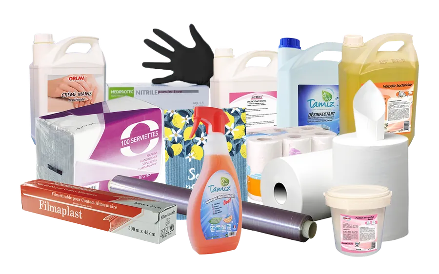 Bidons de produits d'entretien, gants, éponges et essuie-tout